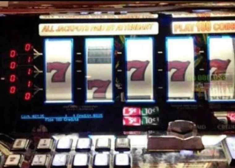 'S*ANJA SE DOGAĐAJU': Život im priredio neugodna iznenađenja i zabio im nož u leđa kad su to najmanje očekivali