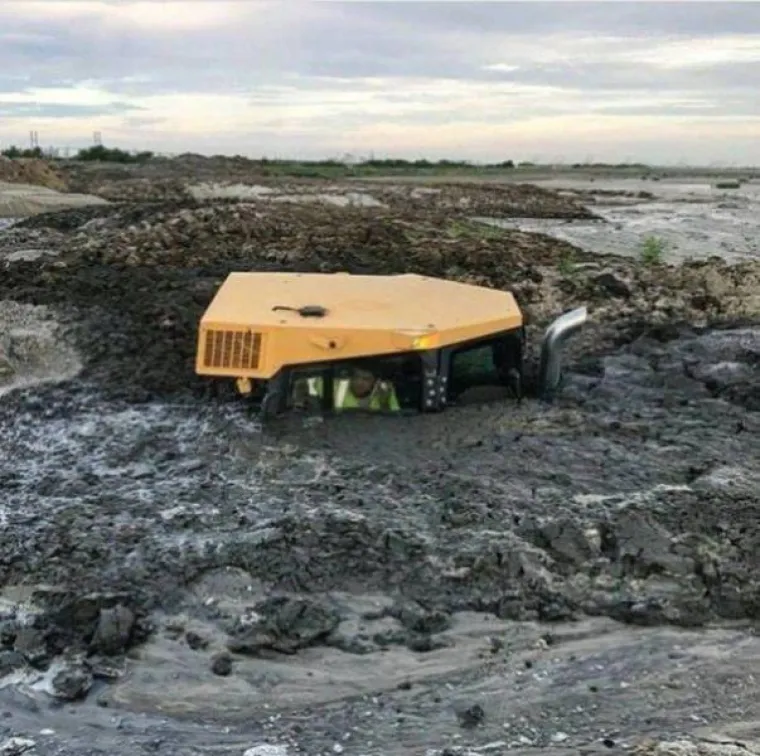 'S*ANJA SE DOGAĐAJU': Život im priredio neugodna iznenađenja i zabio im nož u leđa kad su to najmanje očekivali