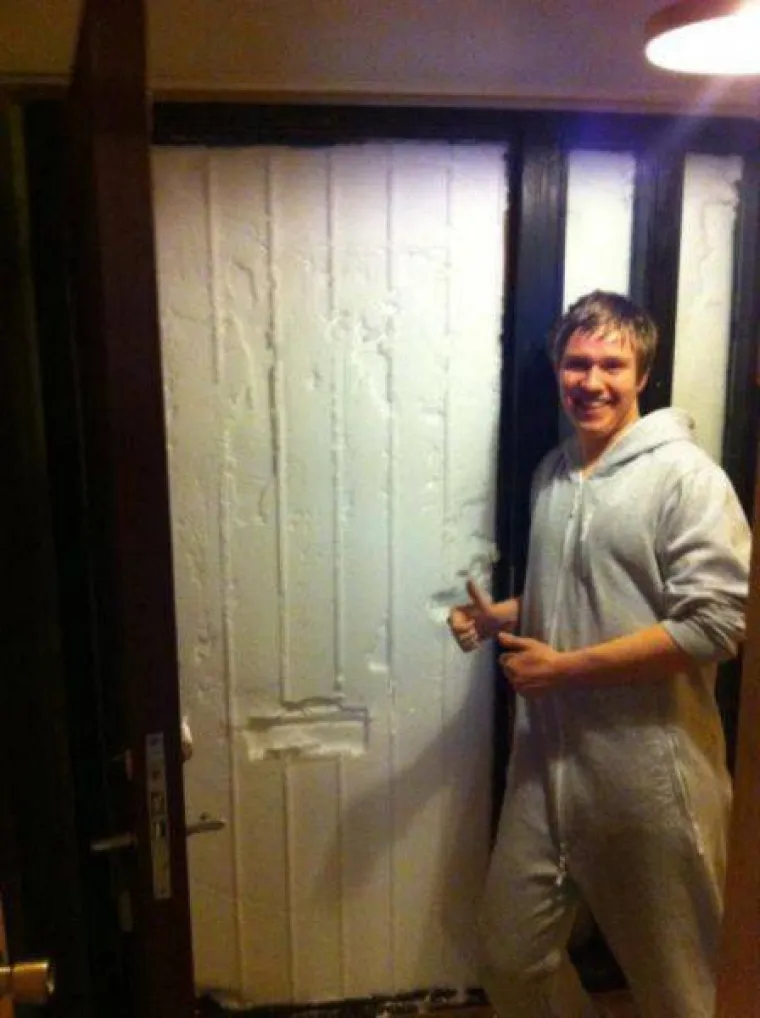 'S*ANJA SE DOGAĐAJU': Život im priredio neugodna iznenađenja i zabio im nož u leđa kad su to najmanje očekivali