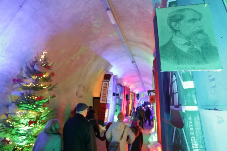 TUNEL GRIČ NIKADA NIJE IZGLEDAO OVAKO DIVNO: Pogledajte 'Ulicu kao iz doba Charlesa Dickensa'