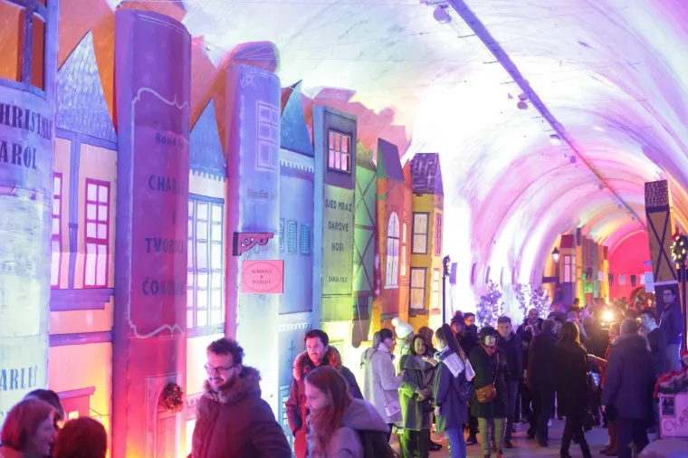 TUNEL GRIČ NIKADA NIJE IZGLEDAO OVAKO DIVNO: Pogledajte 'Ulicu kao iz doba Charlesa Dickensa'
