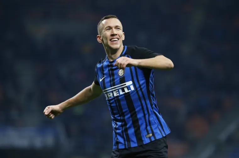 Hrvati napravili show i odveli Inter na vrh: Peri&scaron;ić zabio tri gola Chievu, Brozović asistirao