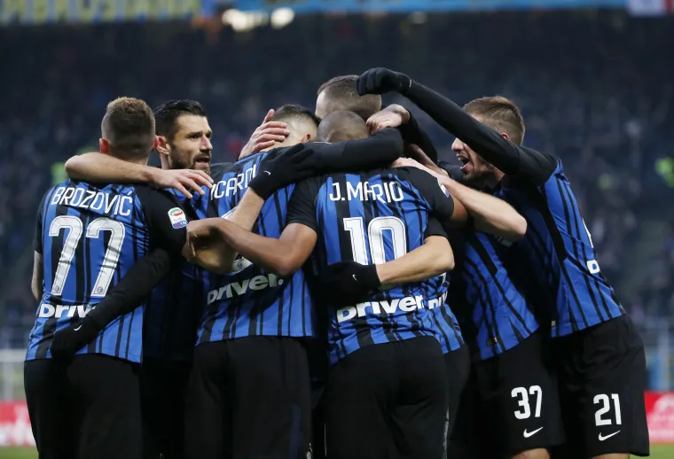 Hrvati napravili show i odveli Inter na vrh: Peri&scaron;ić zabio tri gola Chievu, Brozović asistirao