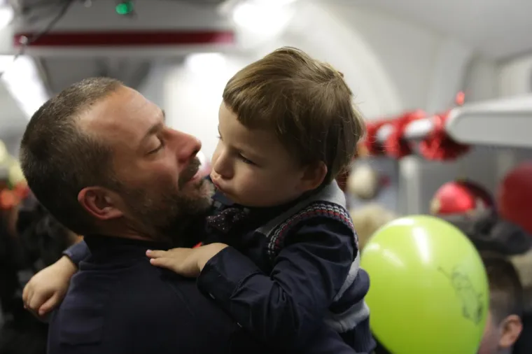 Humanitarna vožnja božićnim vlakom za djecu s invaliditetom i djecu iz domova