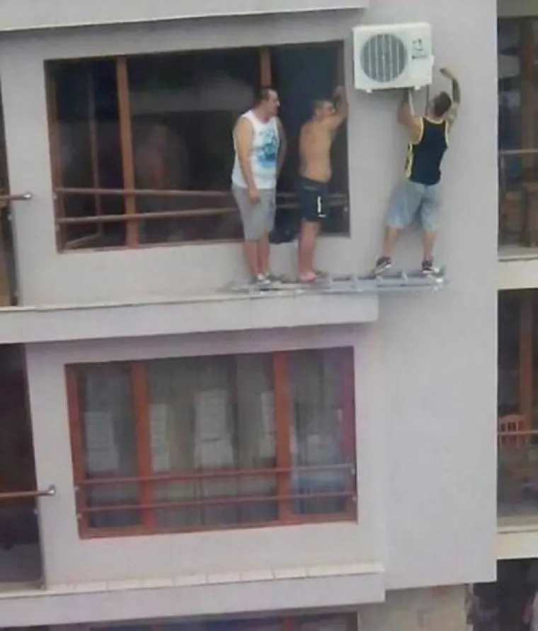 Često se pojave statistike o tome kolik žene žive duže od mu&scaron;karaca, a prizori iz galerije dobro obja&scaron;njavaju i za&scaron;to. Mu&scaron;karce koji nimalo ne mare za sigurnost na radnom mjestu pogledajte u nastavku.