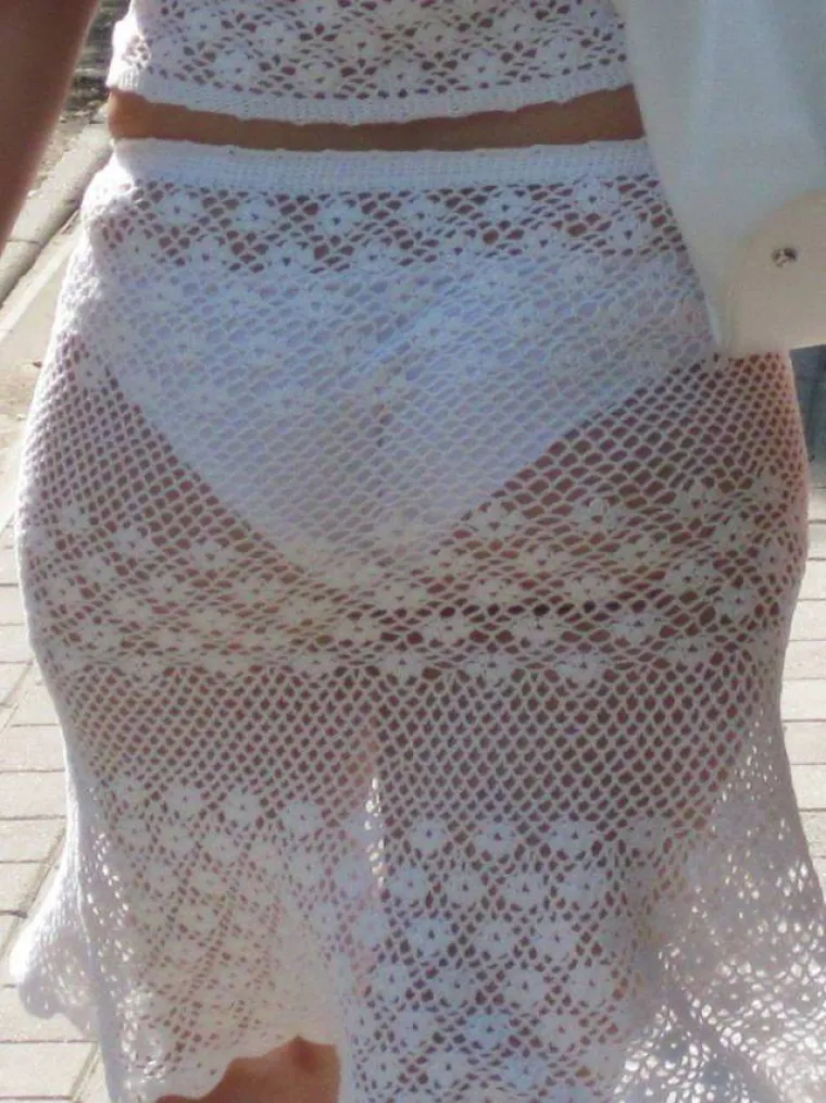 ODJENULE PROZIRNE KOMBINACIJE I POKAZALE PREVI&Scaron;E: Plijenile pažnju gdje god se pro&scaron;etale