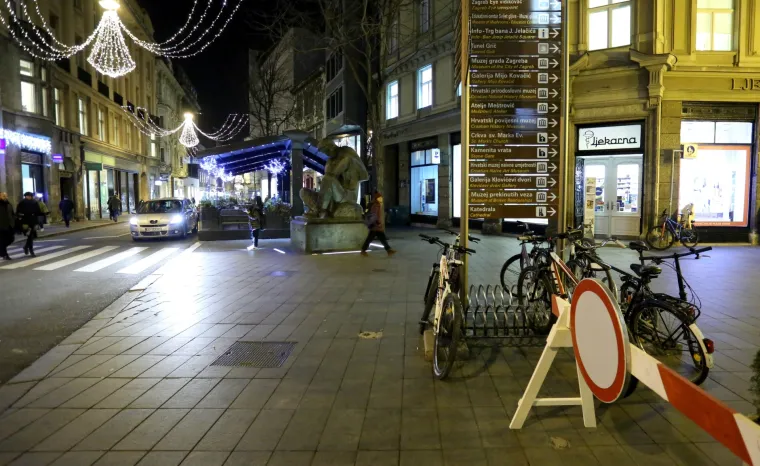 Zagreb: policija osigurava sve prilaze prema trgovima gdje se odvijaju adventska događanja