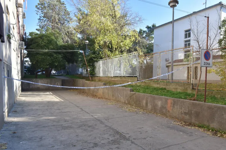 DRAMA U ZADRU: Nepoznati počinitelj bacio eksplozivnu napravu u dvori&scaron;te policije