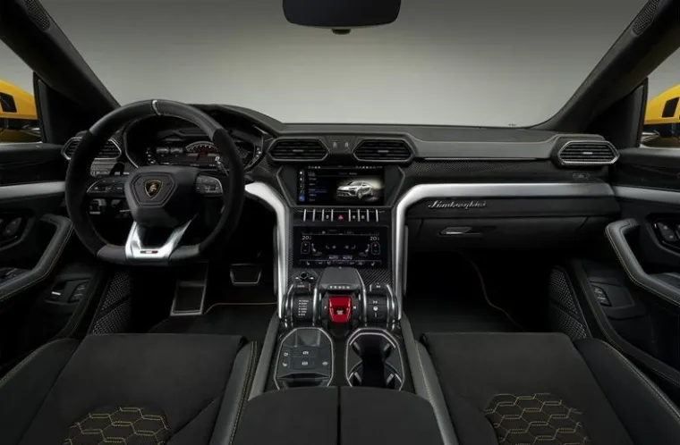 LAMBORGHINI URUS POKAZAO LICE: Ovako izgleda sportaš u tijelu SUV-a vrijedan 1,3 milijuna kuna