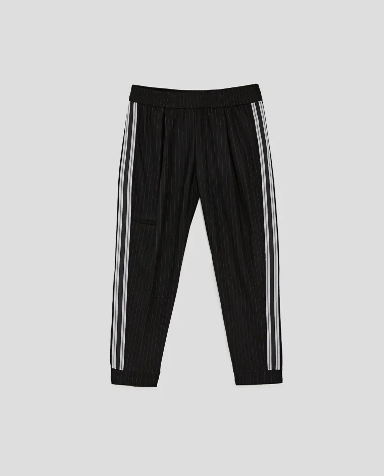 Prugaste hlače s trakom, Zara, 199,90 kuna