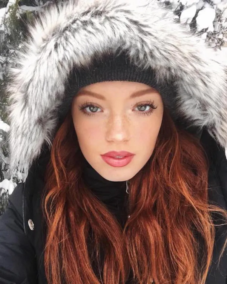 CRVENOKOSA RILEY OSVAJA PJEGICAMA I OSMIJEHOM: Mladi model već ima preko 190.000 obožavatelja, provjerite za&scaron;to