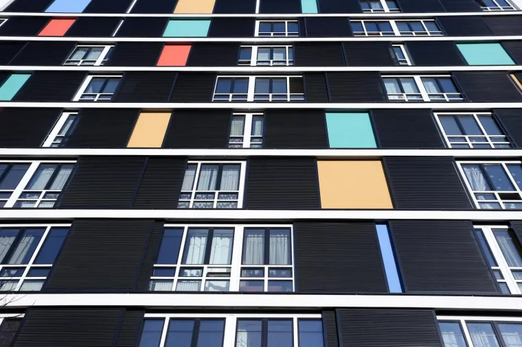 Zagrebačko 'ružno pače' napokon obnovljeno: Vitićev neboder u Laginjinoj ulici za&scaron;arenio kvart