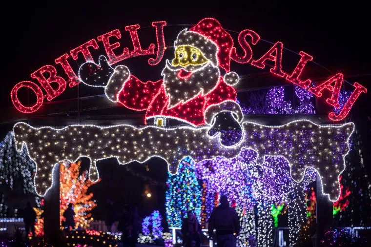 Najrasko&scaron;nija dosad: pogledajte kako izgleda Božićna priča obitelji Salaj