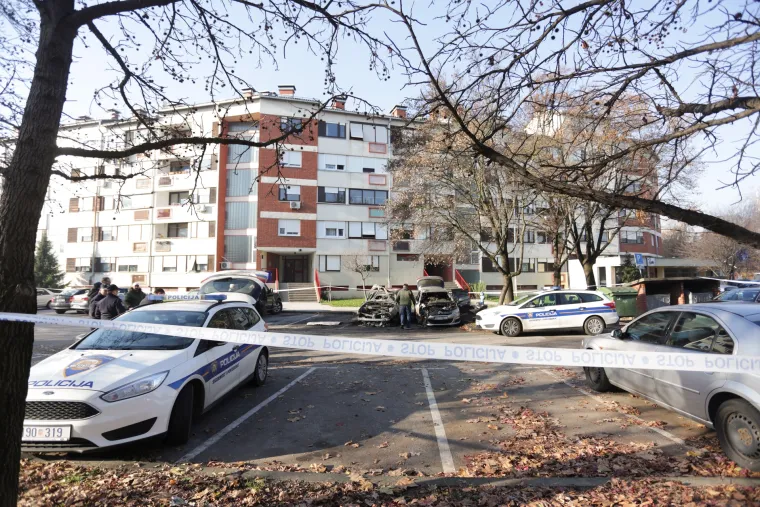 Izgorio automobil Dinamovog direktora i člana Uprave, vatrena stihija potpuno uni&scaron;tila vozilo