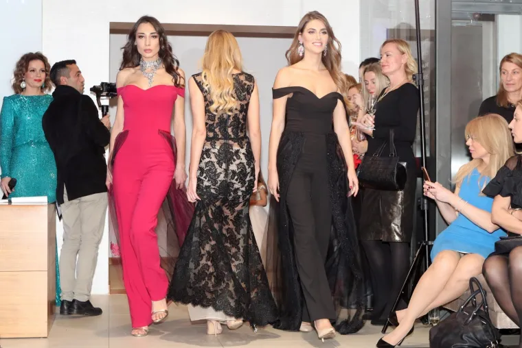 Sposine haljine nosila je i djevojak Jo&scaron;ka Lokasa, Jelena Katarina Kapa.