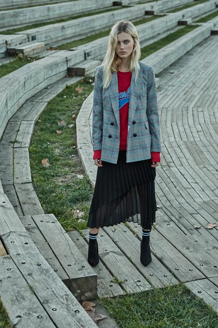 True Colours: Najnoviji editorijal iz Stradivariusa slavi boje, ali ne na način na koji biste možda očekivale