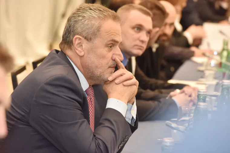 &Scaron;ibenik: Plenković s ministrima na sastanku sa županima i predstavnicima gradova i općina