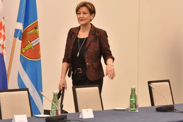 &Scaron;ibenik: Plenković s ministrima na sastanku sa županima i predstavnicima gradova i općina