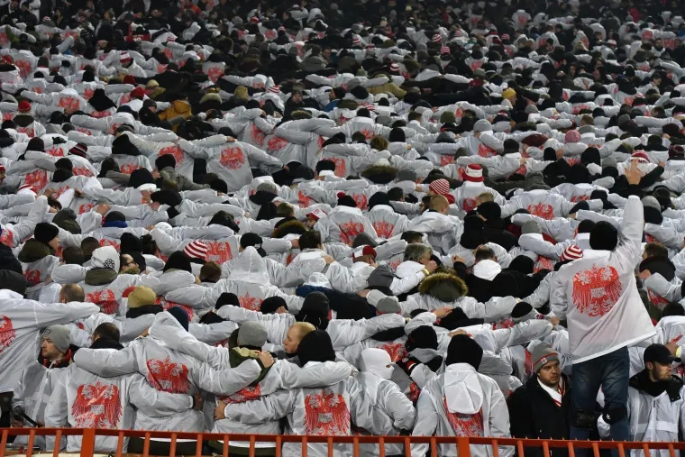 SVEOPĆI KAOS NA MARAKANI: Jedna osoba je preminula, vi&scaron;e navijača ozlijeđeno u tučnjavama