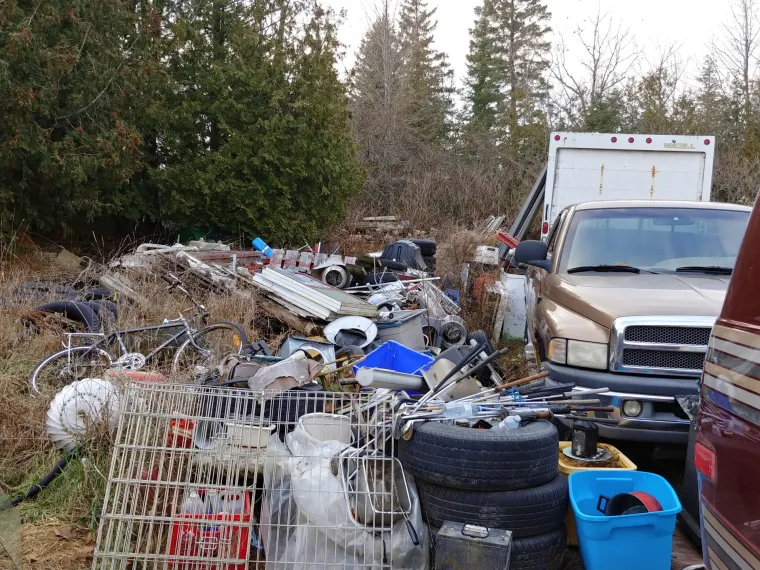 OTAC POTPUNO ZAPUSTIO DOM NAKON RAZVODA: Sin nije mogao vjerovati &scaron;to ga je dočekalo kad je do&scaron;ao u posjet
