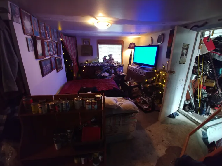 OTAC POTPUNO ZAPUSTIO DOM NAKON RAZVODA: Sin nije mogao vjerovati &scaron;to ga je dočekalo kad je do&scaron;ao u posjet