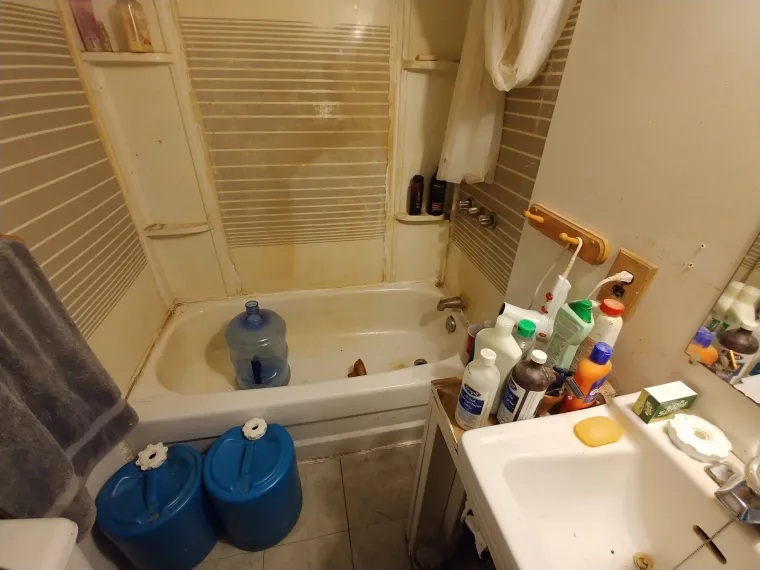 OTAC POTPUNO ZAPUSTIO DOM NAKON RAZVODA: Sin nije mogao vjerovati &scaron;to ga je dočekalo kad je do&scaron;ao u posjet