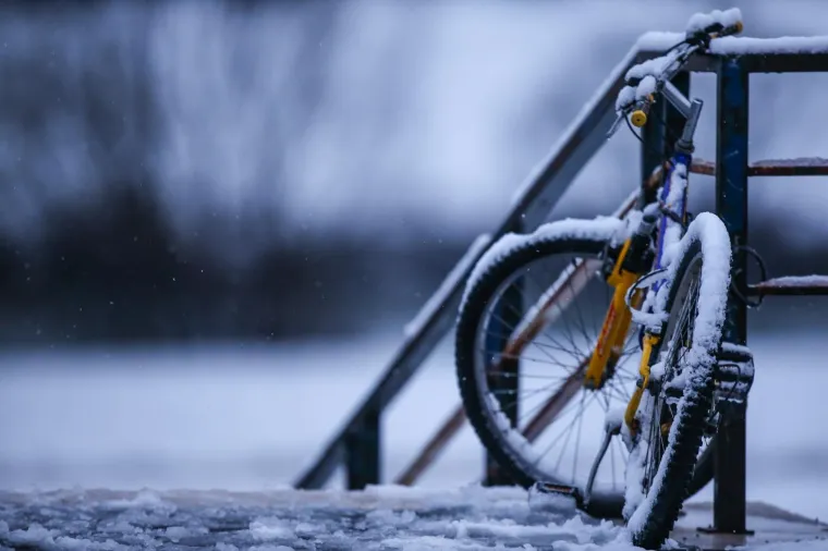 PREKRASNI PRIZORI SNJEŽNE IDILE U METROPOLI: Pogledajte kako je bijeli prekrivač zabijelio zagrebačke ulice
