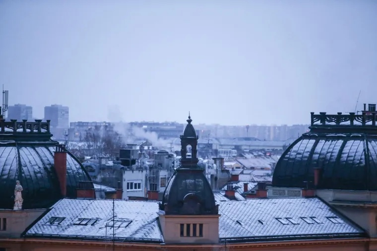 PREKRASNI PRIZORI SNJEŽNE IDILE U METROPOLI: Pogledajte kako je bijeli prekrivač zabijelio zagrebačke ulice