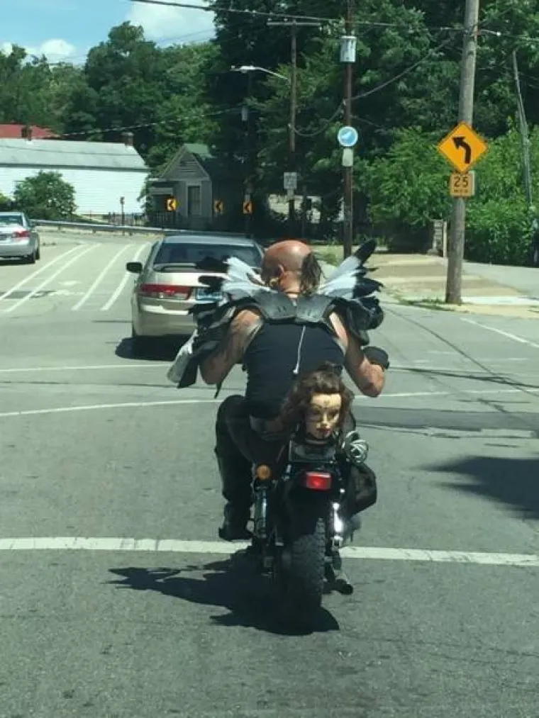 DOKAZALI DA JE LAKO DOBITI VOZAČKU: Nevjerojatno što si sve dopuštaju u prometu