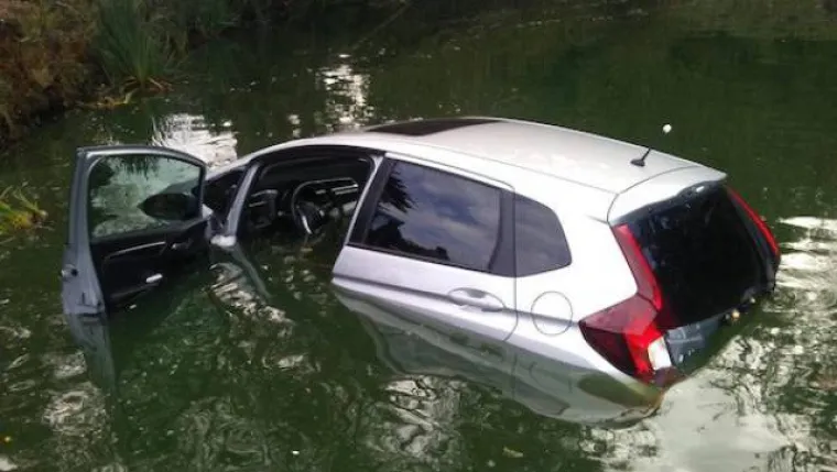 DOKAZALI DA JE LAKO DOBITI VOZAČKU: Nevjerojatno &scaron;to si sve dopu&scaron;taju u prometu