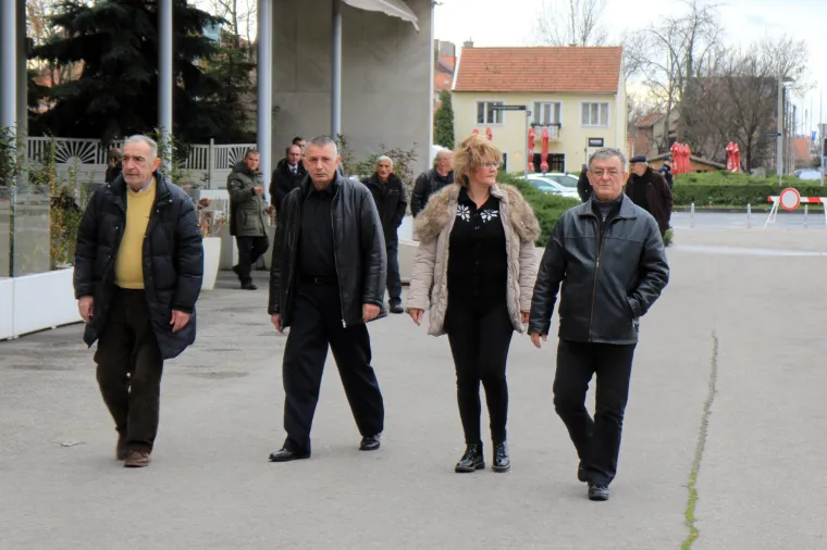 Brojni građani dolaze u Lisinski na komemoraciju za Slobodana Praljka