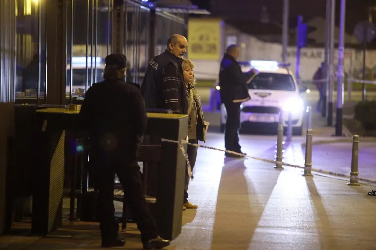 Zagreb: naoružani razbojnici presreli mu&scaron;karca ispred banke i oteli mu torbu s novcem