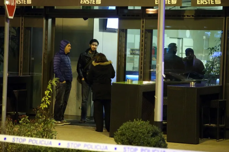 OČEVID U CENTRU ZAGREBA: Nepoznati razbojnici opljačkali mu&scaron;karca ispred banke u Vukovarskoj