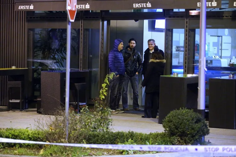 OČEVID U CENTRU ZAGREBA: Nepoznati razbojnici opljačkali mu&scaron;karca ispred banke u Vukovarskoj