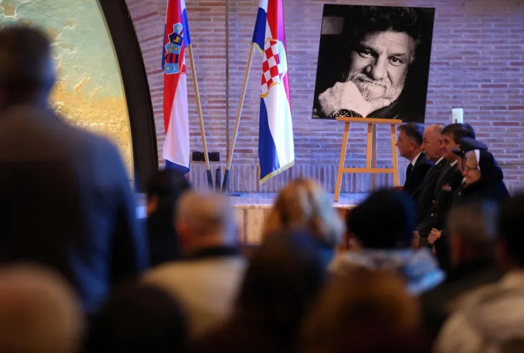 Misa zadu&scaron;nica za generala Slobodana Praljka u crkvi Svete Mati Slobode