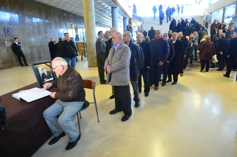 KOMEMORACIJA ZA PRALJKA: Pogledajte tko je sve do&scaron;ao u Lisinski