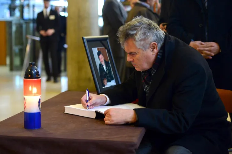 KOMEMORACIJA ZA PRALJKA: Pogledajte tko je sve do&scaron;ao u Lisinski