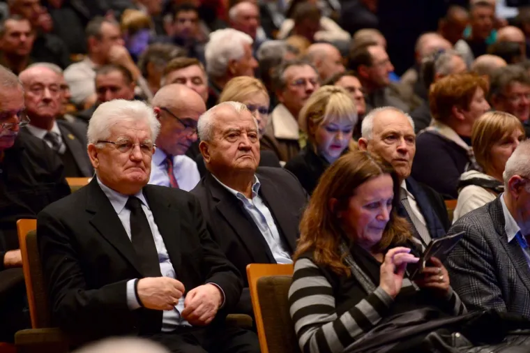 KOMEMORACIJA ZA PRALJKA: Pogledajte tko je sve do&scaron;ao u Lisinski