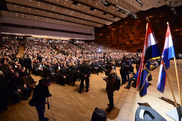 KOMEMORACIJA ZA PRALJKA: Pogledajte tko je sve do&scaron;ao u Lisinski