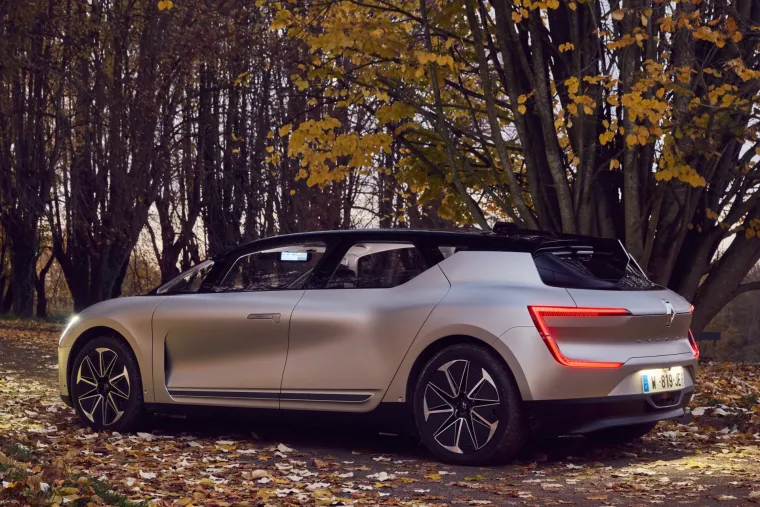 OVO JE RENAULTOVA VIZIJA BLISKE BUDUĆNOSTI: Symbioz ima četvrtu razinu upravljanja - samo se opustite i uživate u vožnji