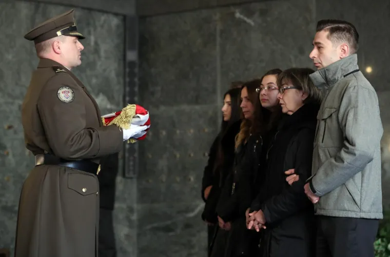 Posljednji ispraćaj general-pukovnika Franje Feldija