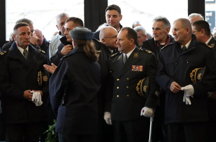 Posljednji ispraćaj general-pukovnika Franje Feldija