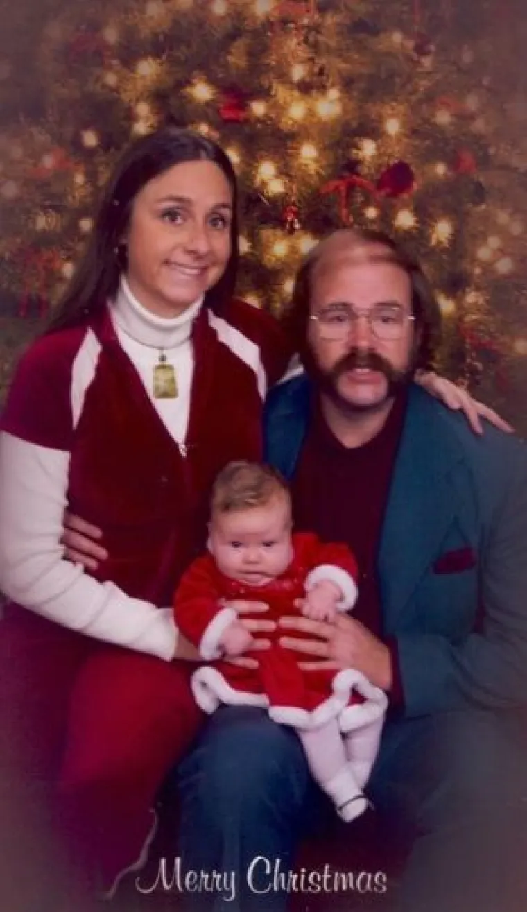 Obitelj radi neugodne božićne čestitke - ali se nećete moći prestati smijati