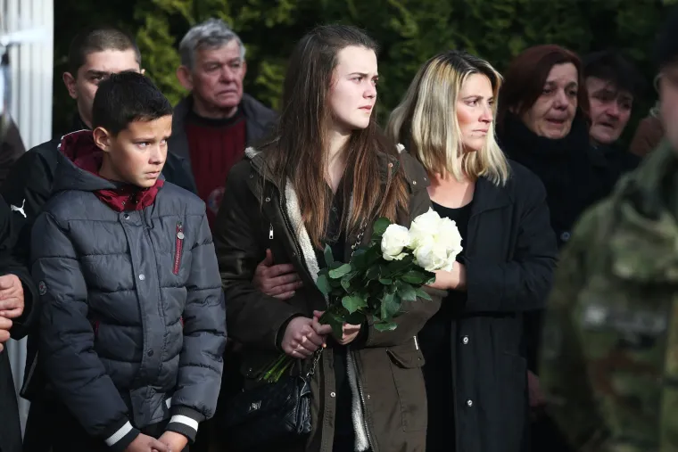 Pokopan vojnik Mario Pavi&scaron;ić koji je 12. prosinca preminuo u Litvi