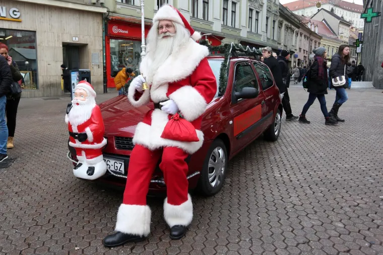 BANDIĆ, OPARA I DJED MRAZ: Pogledajte kako je izgledala humanitarna akcija zagrebačkih obrtnika 'Dolazi nam djedica'