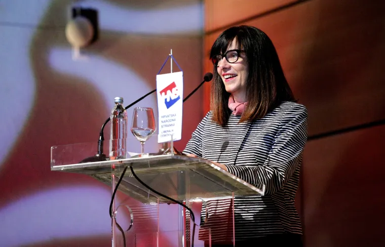 Sabor Hrvatske narodne stranke birao predsjednika stranke
Tagovi