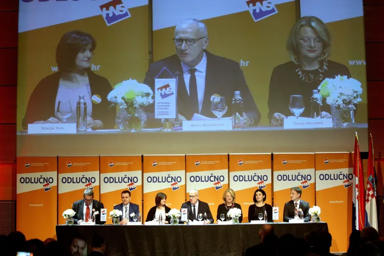 Sabor Hrvatske narodne stranke birao predsjednika stranke
Tagovi