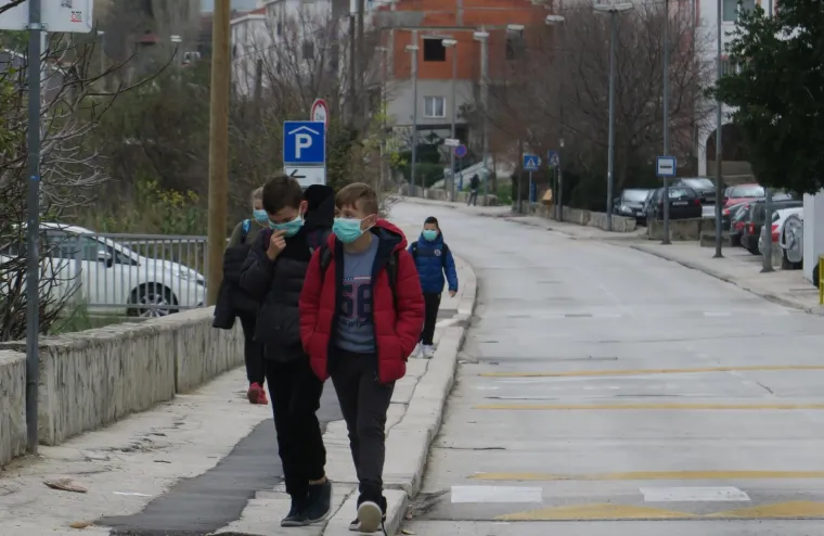 Stanovnici okolice odlagali&scaron;ta na Karepovcu od početka sanacije trpe nesnosan smrad