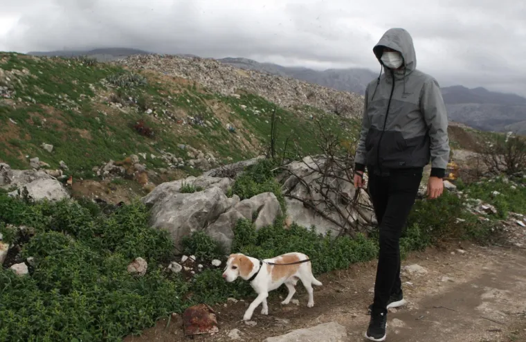 Stanovnici okolice odlagali&scaron;ta na Karepovcu od početka sanacije trpe nesnosan smrad