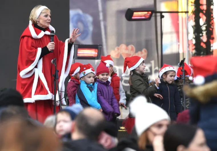 Zagreb: gužve u centru grada povodom Adventa